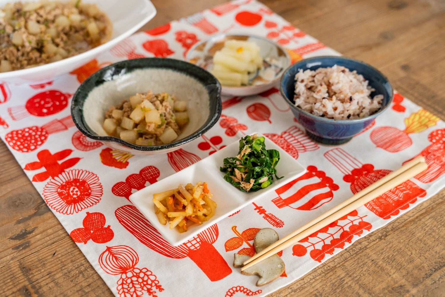 【二十四節気の献立|小寒】工夫で美味しい!大根の葉と皮のレシピ2品